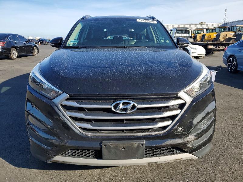 Photo 5 from auction – 2017 HYUNDAI TUCSON LIM with VIN KM8J33A28HU567411