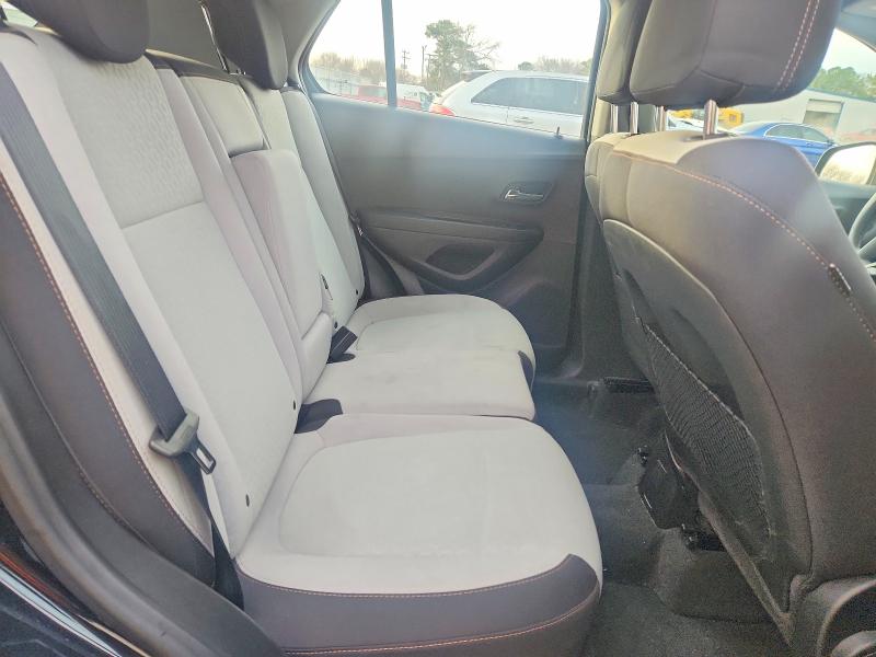 Фото 11 с аукциона – 2017 CHEVROLET TRAX с VIN 3GNCJKSB2HL287299