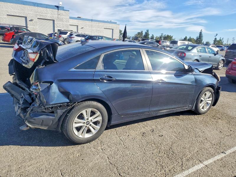 Photo 3 from auction – 2012 HYUNDAI SONATA GLS with VIN 5NPEB4AC6CH499121