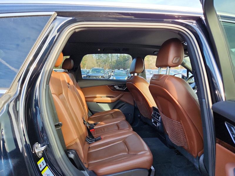 Photo 11 from auction – 2017 AUDI Q7 with VIN WA1LAAF74HD036082