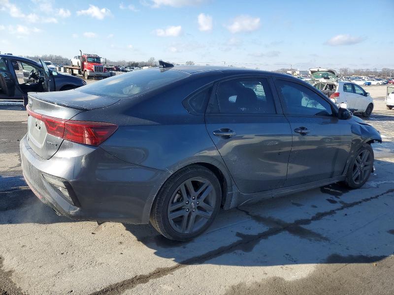 Photo 3 from auction – 2021 KIA FORTE with VIN 3KPF34AD5ME404550