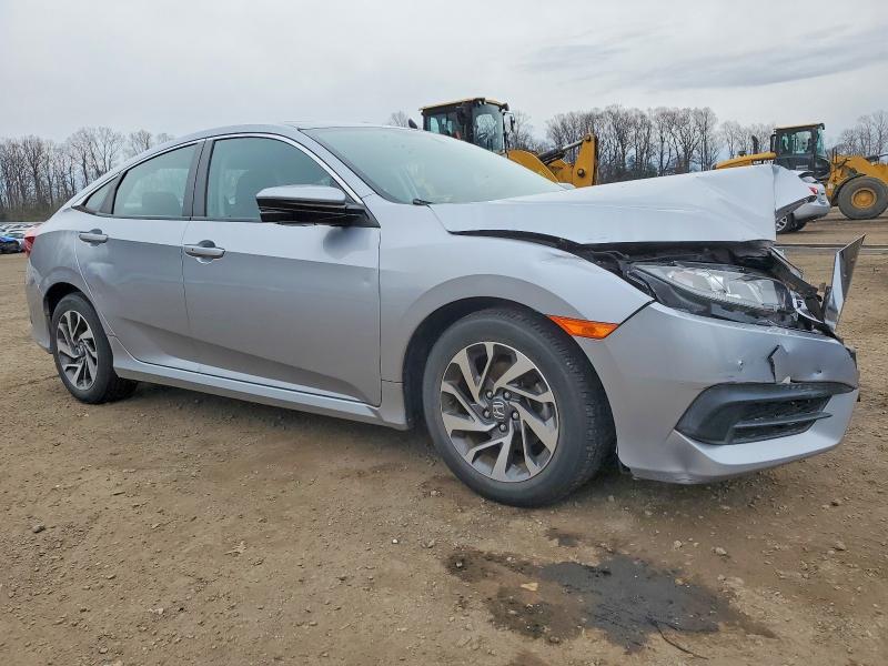 Photo 4 from auction – 2017 HONDA CIVIC with VIN 19XFC2F77HE205366