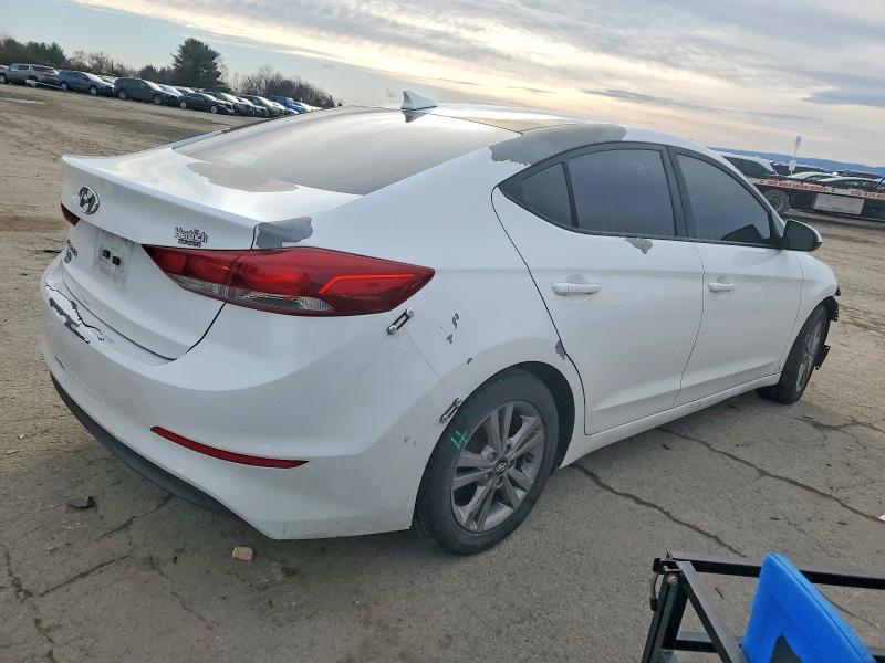 Photo 3 from auction – 2017 HYUNDAI ELANTRA with VIN 5NPD84LF6HH048215