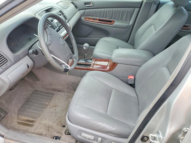 Photo 7 from auction – 2005 TOYOTA CAMRY LE with VIN 4T1BF32K45U095813