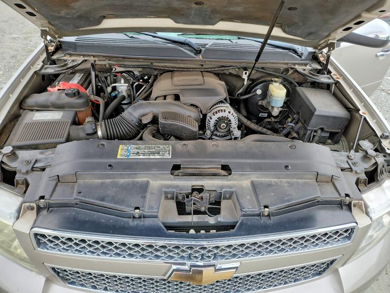 Photo 10 from auction – 2009 CHEVROLET SUBURBAN with VIN 1GNFK36359R209774