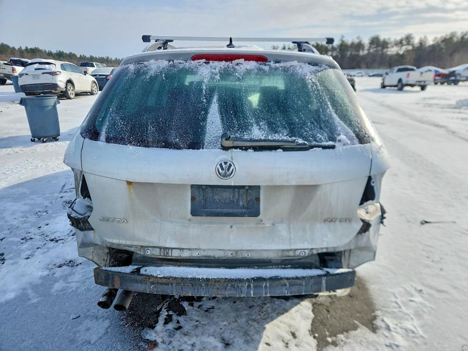 Photo 6 from auction – 2012 VOLKSWAGEN JETTA S with VIN 3VWPX7AJ8CM684207