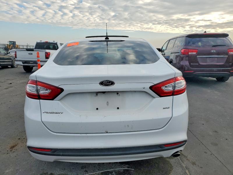 Photo 6 from auction – 2016 FORD FUSION SE with VIN 3FA6P0H79GR175273