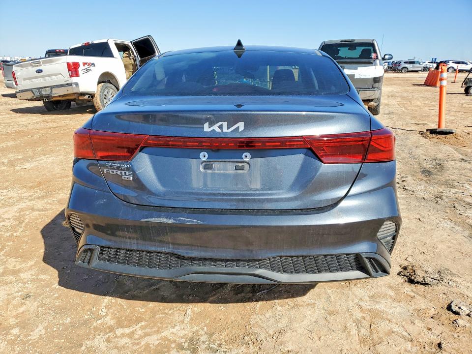 Photo 6 from auction – 2022 KIA FORTE with VIN 3KPF24AD3NE474732