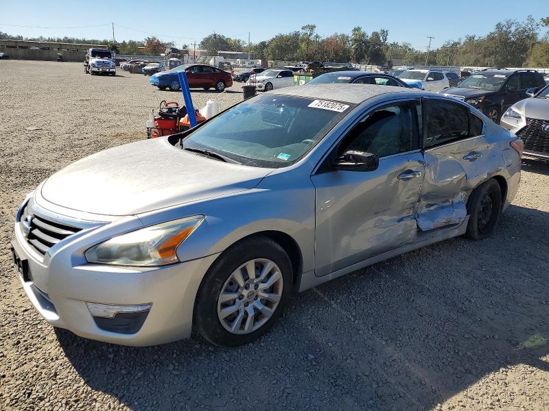 NISSAN ALTIMA 2.5 2015 with VIN 1N4AL3AP1FC430173 - Photo from auction