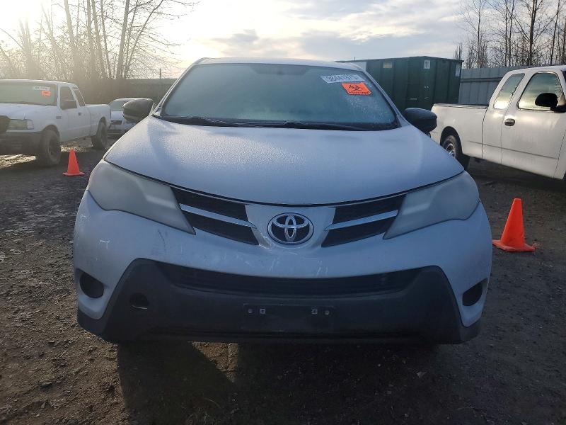 Photo 5 from auction – 2015 TOYOTA RAV4 LE with VIN 2T3BFREV2FW334535