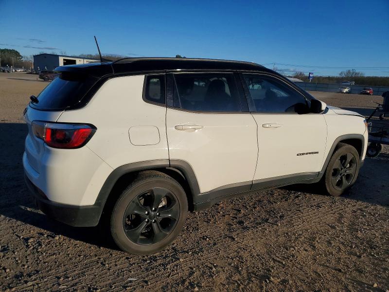 Photo 3 from auction – 2019 JEEP COMPASS LA with VIN 3C4NJCBB5KT615460