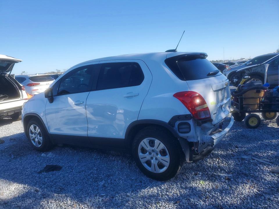 Photo 2 from auction – 2018 CHEVROLET TRAX LS with VIN 3GNCJKSB7JL331030