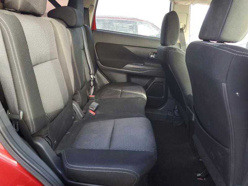 Photo 11 from auction – 2018 MITSUBISHI OUTLANDER with VIN JA4AD2A34JZ052851