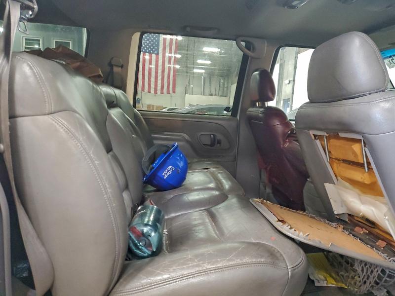Photo 11 from auction – 1995 CHEVROLET SUBURBAN K with VIN 1GNFK16K5SJ304576
