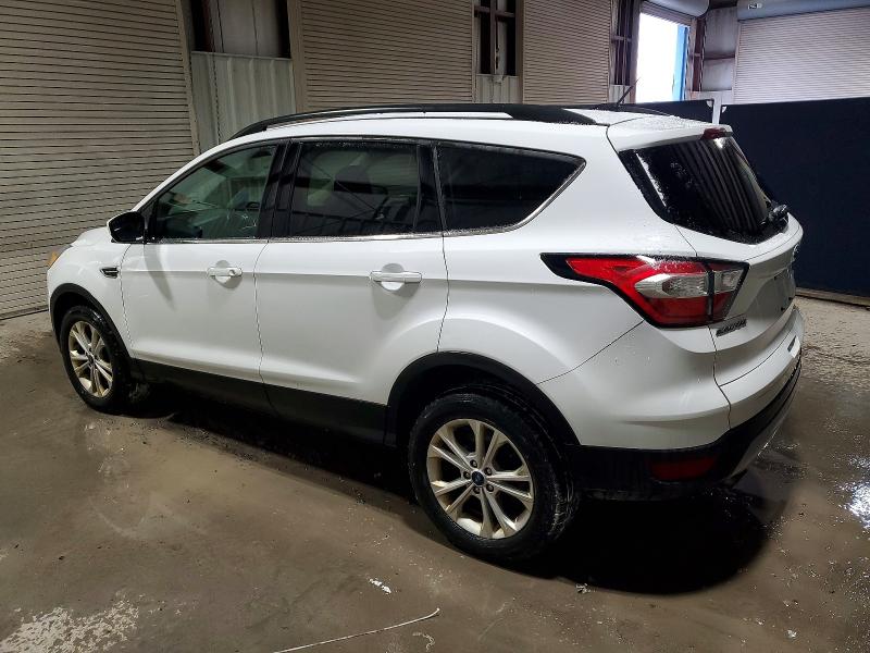 Photo 2 from auction – 2018 FORD ESCAPE SE with VIN 1FMCU9GD5JUD60756