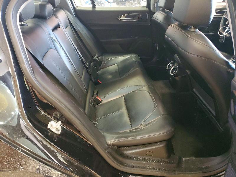 Photo 10 from auction – 2017 ALFA ROMEO GIULIA with VIN ZARFAEDN2H7552389