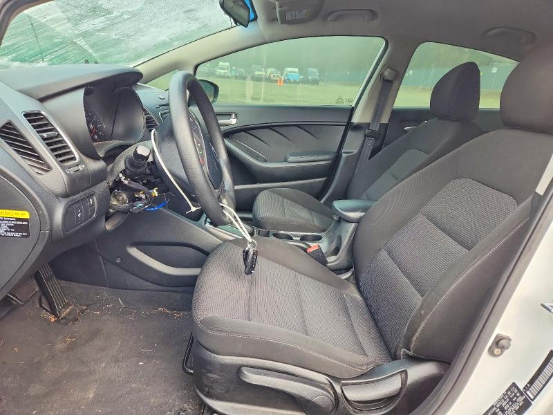 Photo 7 from auction – 2018 KIA FORTE LX with VIN 3KPFK4A74JE227739