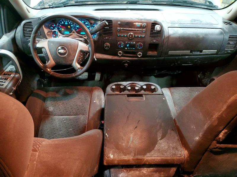Photo 8 from auction – 2008 CHEVROLET SILVERADO with VIN 1GCEK19078E153658