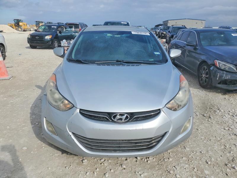 Photo 5 from auction – 2012 HYUNDAI ELANTRA GL with VIN 5NPDH4AEXCH096013