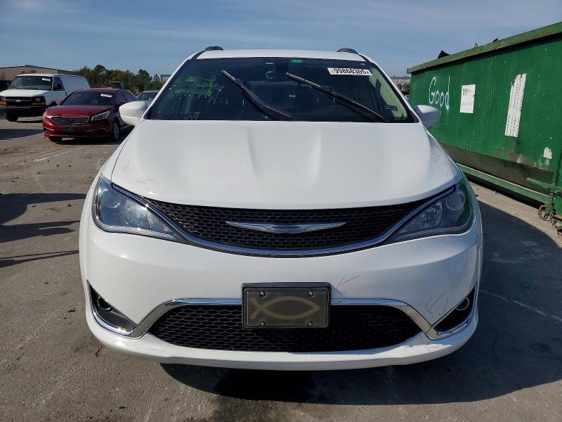 Photo 5 from auction – 2017 CHRYSLER PACIFICA with VIN 2C4RC1EG7HR669457