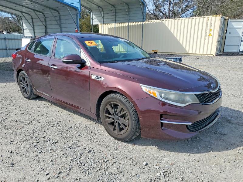 Photo 4 from auction – 2018 KIA OPTIMA with VIN 5XXGT4L30JG186268