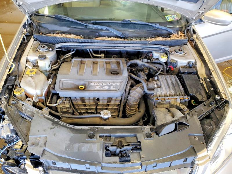 Photo 11 from auction – 2013 CHRYSLER 200 TOURIN with VIN 1C3CCBBB7DN683844