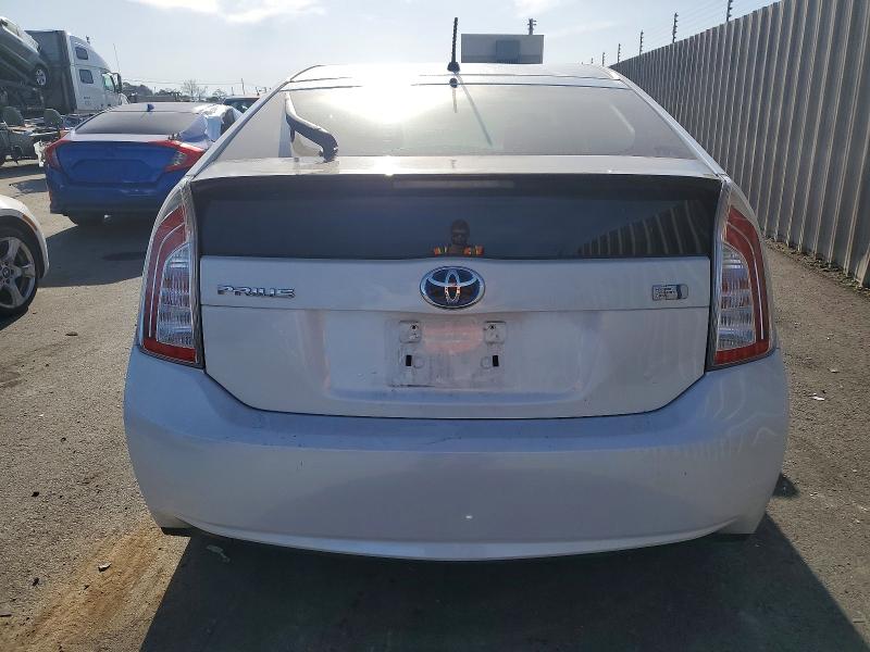 Photo 6 from auction – 2013 TOYOTA PRIUS with VIN JTDKN3DUXD5571402