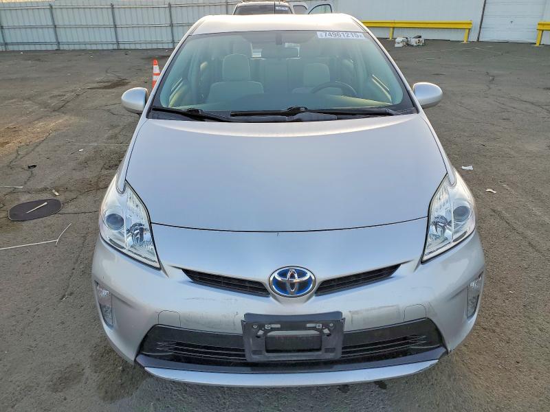 Photo 5 from auction – 2015 TOYOTA PRIUS with VIN JTDKN3DU8F1874320