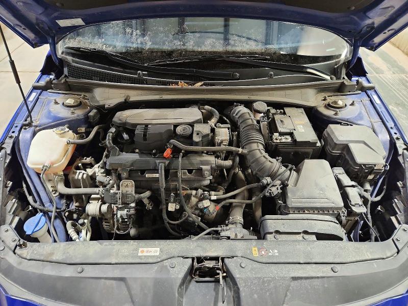 Photo 11 from auction – 2023 HYUNDAI ELANTRA with VIN KMHLR4AF3PU401747