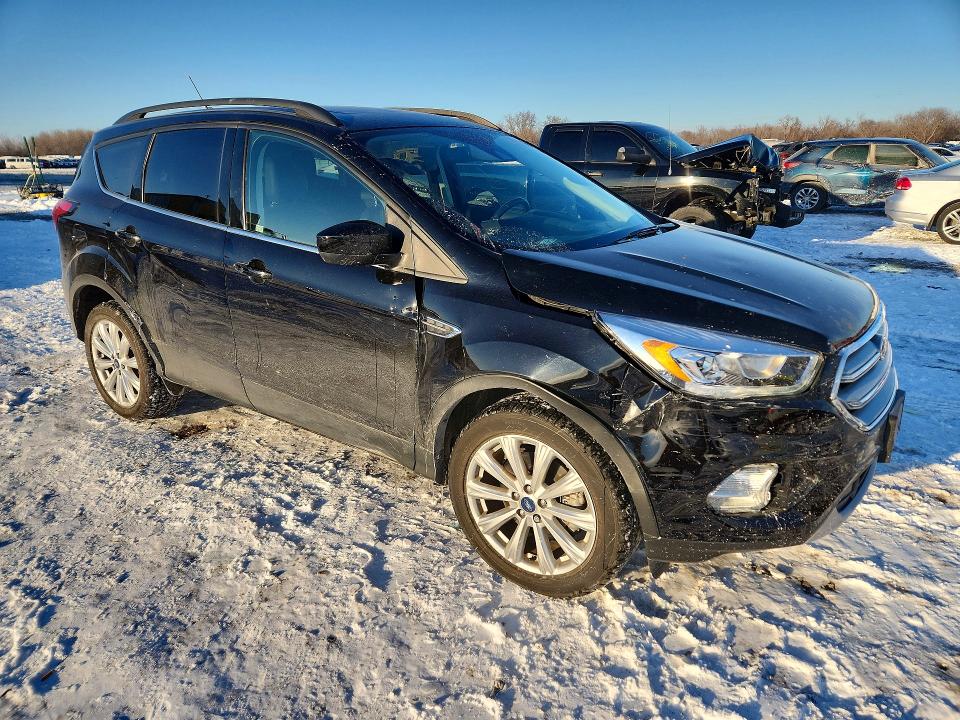 Photo 4 from auction – 2019 FORD ESCAPE with VIN 1FMCU9HD4KUA77782