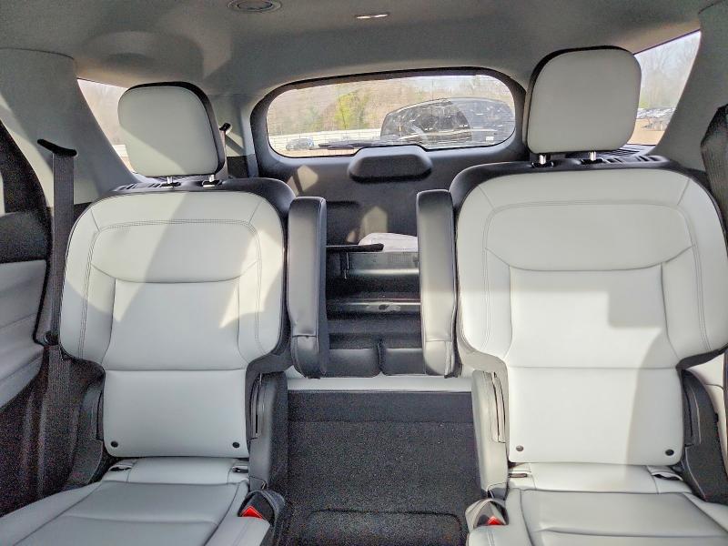 Photo 10 from auction – 2021 FORD EXPLORER with VIN 1FMSK7DH3MGB92924