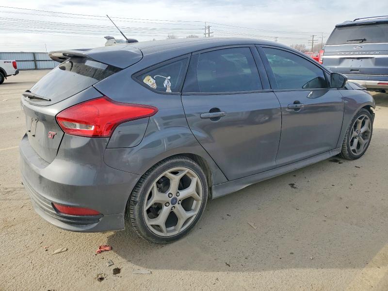 Photo 3 from auction – 2017 FORD FOCUS with VIN 1FADP3L90HL308231