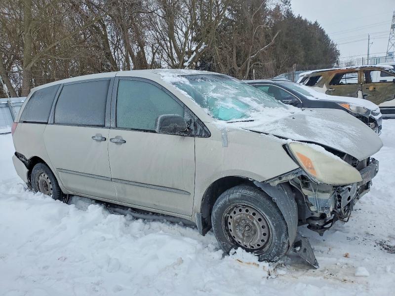 Photo 4 from auction – 2004 TOYOTA SIENNA with VIN 5TDZA29C94S126292