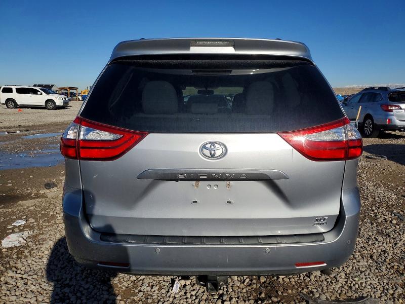 Photo 6 from auction – 2015 TOYOTA SIENNA XLE with VIN 5TDDK3DC5FS099356