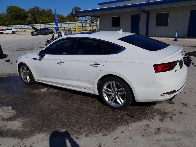 Photo 2 from auction – 2019 AUDI A5 with VIN WAUANCF54KA065342