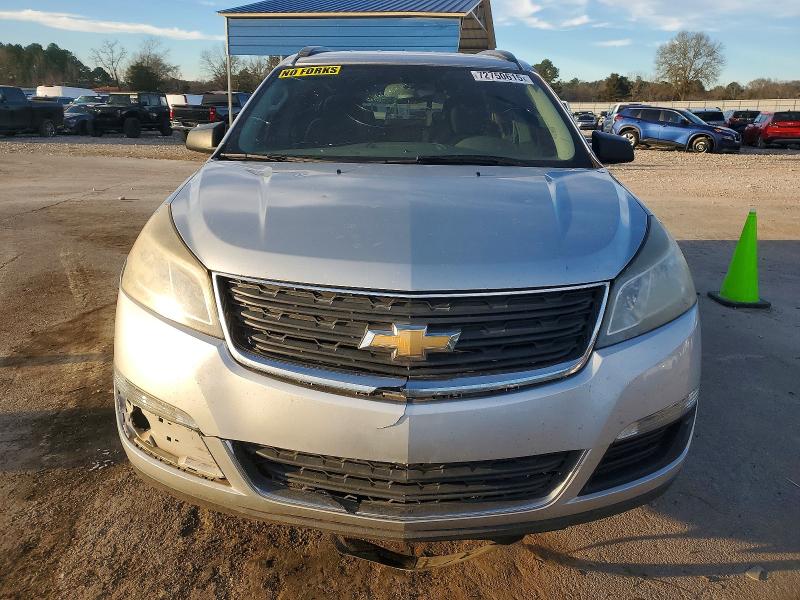 Photo 5 from auction – 2017 CHEVROLET TRAVERSE L with VIN 1GNKRFED7HJ351501