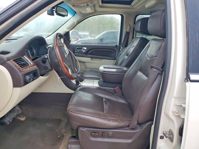Photo 7 from auction – 2012 CADILLAC ESCALADE with VIN 1GYS3KEF5CR126311