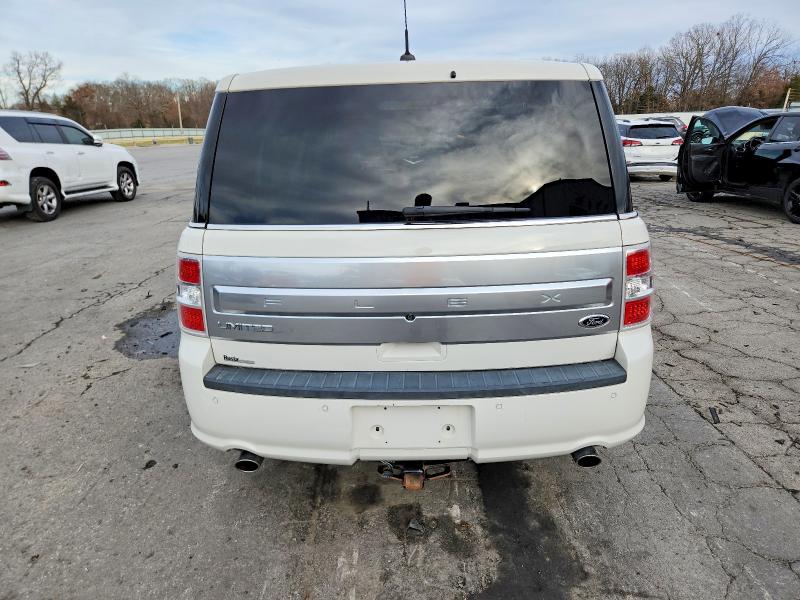 Photo 6 from auction – 2013 FORD FLEX LIMIT with VIN 2FMGK5D83DBD17230