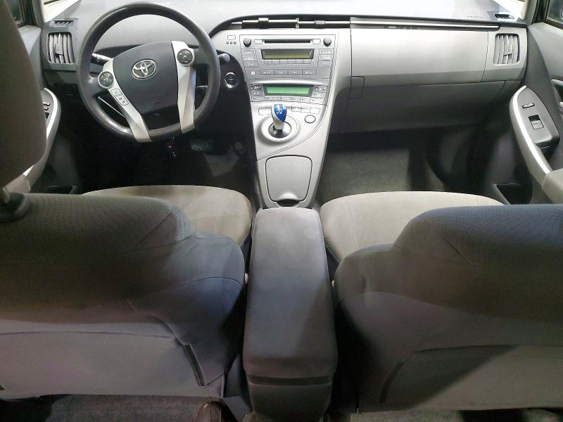 Photo 8 from auction – 2011 TOYOTA PRIUS with VIN JTDKN3DUXB0289299