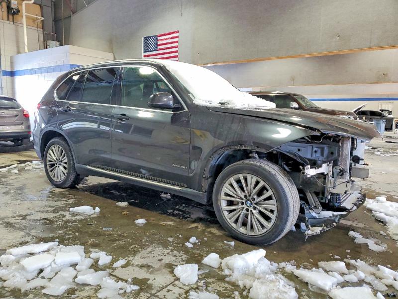 Photo 4 from auction – 2017 BMW X5 XDRIVE3 with VIN 5UXKR0C36H0X82884