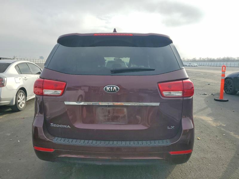 Photo 6 from auction – 2017 KIA SEDONA LX with VIN KNDMB5C18H6226583