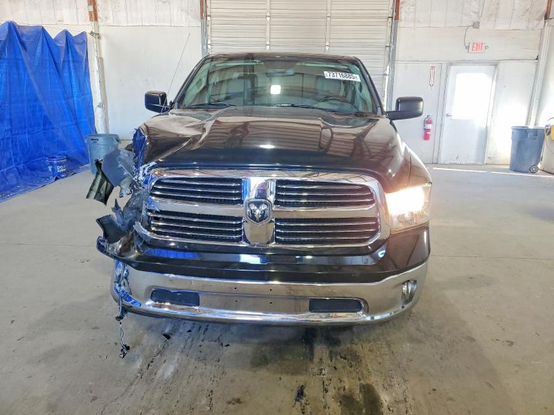 Photo 5 from auction – 2015 RAM 1500 SLT with VIN 1C6RR7GT6FS531200
