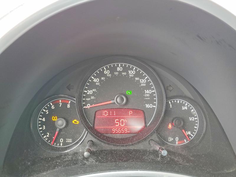 Photo 9 from auction – 2012 VOLKSWAGEN BEETLE TUR with VIN 3VWVA7AT2CM655330