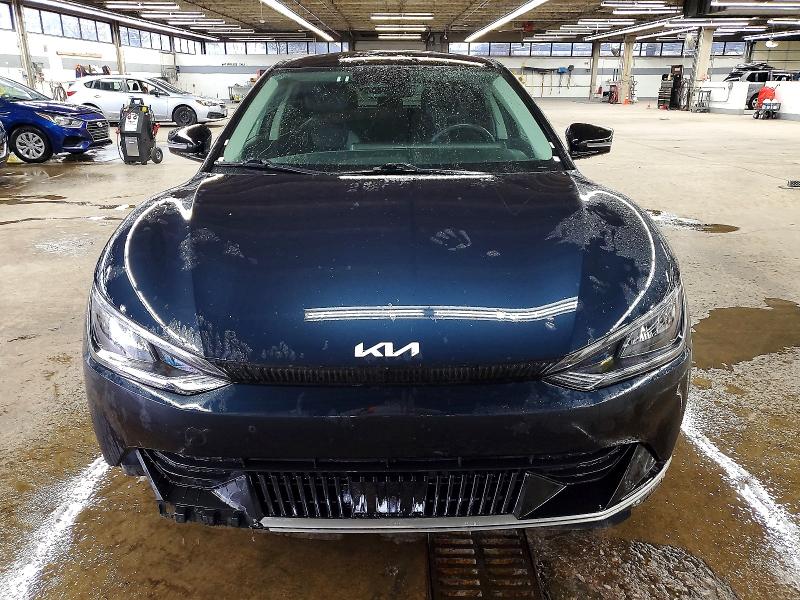 Photo 5 from auction – 2023 KIA EV6 LIGHT with VIN KNDC34LA6P5156900