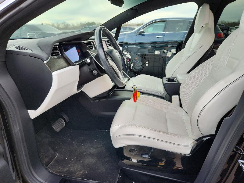 Photo 7 from auction – 2016 TESLA MODEL X with VIN 5YJXCBE28GF014641