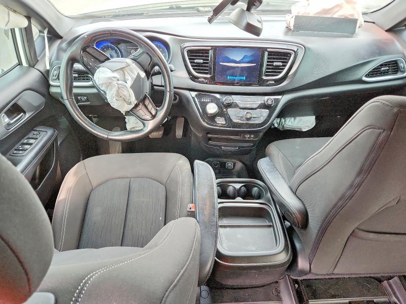 Photo 8 from auction – 2019 CHRYSLER PACIFICA T with VIN 2C4RC1FG4KR721486