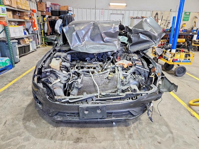Photo 5 from auction – 2019 FORD FUSION S with VIN 3FA6P0G79KR283824