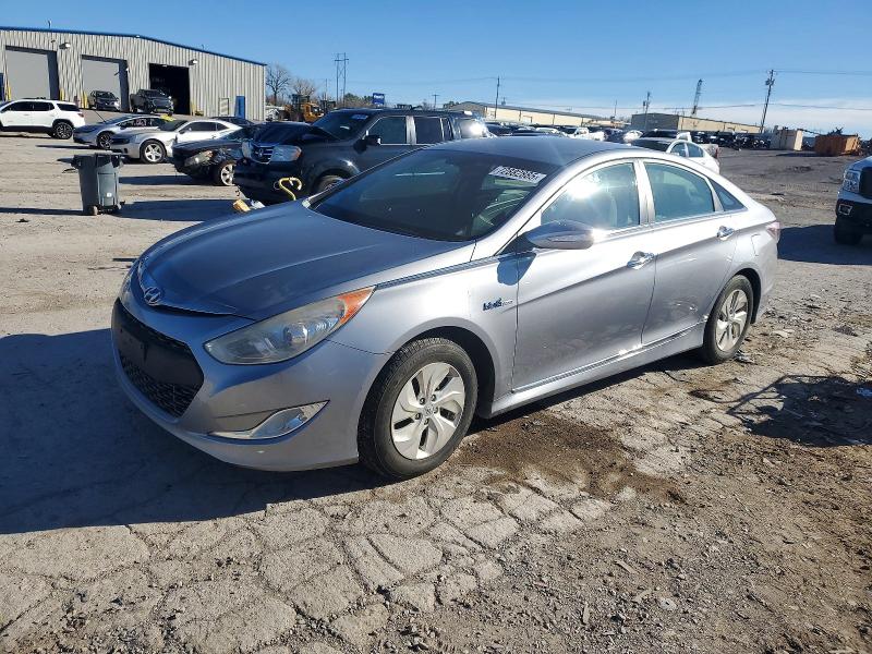 Photo 1 from auction – 2015 HYUNDAI SONATA HYB with VIN KMHEC4A43FA129290