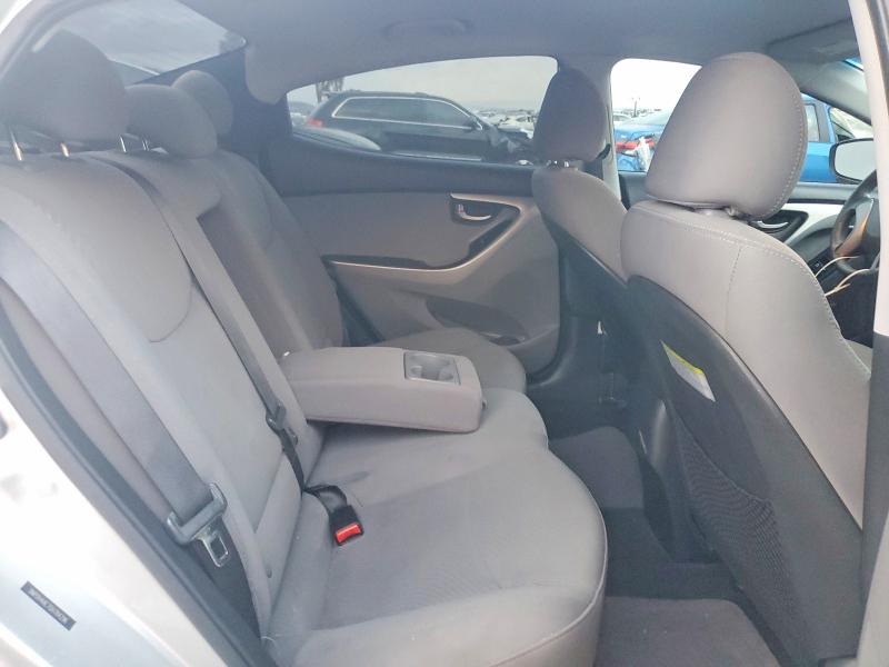 Photo 10 from auction – 2016 HYUNDAI ELANTRA with VIN 5NPDH4AE7GH784296