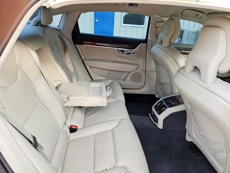 Photo 10 from auction – 2018 VOLVO S90 with VIN LVY982AK8JP023409